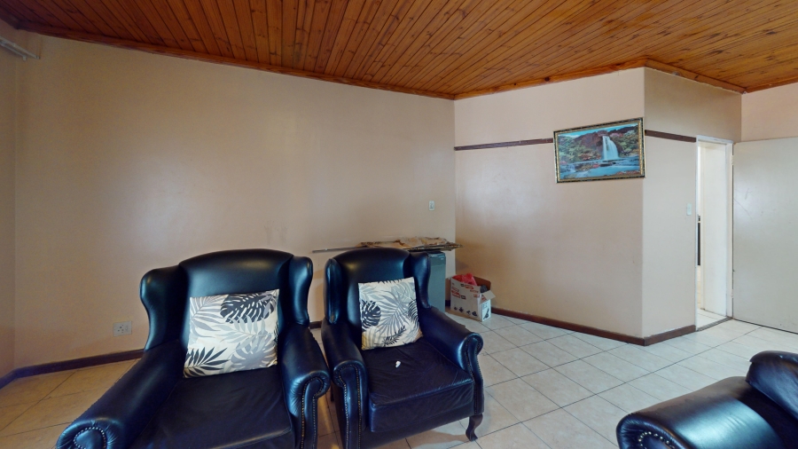 9 Bedroom Property for Sale in Firgrove Western Cape